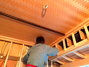 �i7�j��������