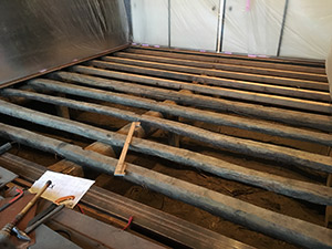 �i2�j�{���E�����