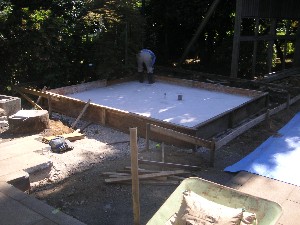 �i6�j��b�H���i�R���N���[�g�Ő݁j